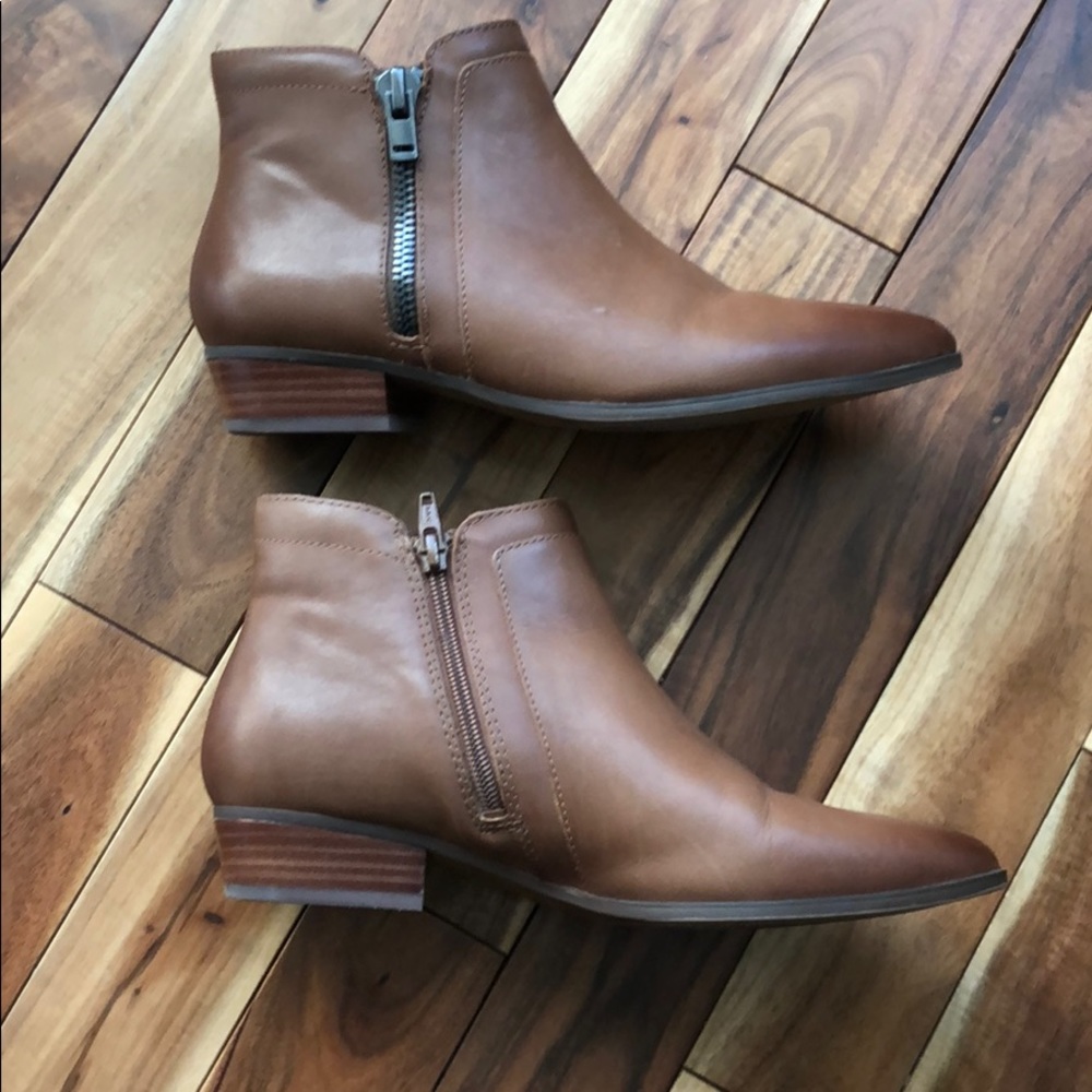 Fall brown booties - Picture 4 of 7